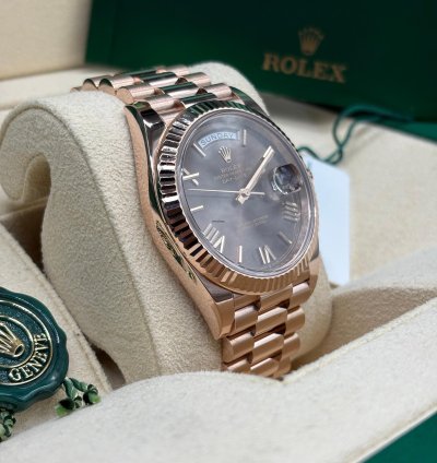 Rolex Day-date 40 40mm Chocolate Dial 228235 Complete Set