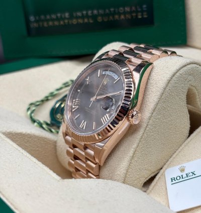 Rolex Day-date 40 40mm Chocolate Dial 228235 Complete Set