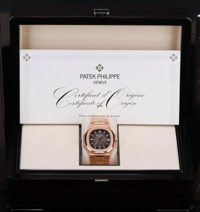 Patek Philippe Nautilus 5711 1r Rose Gold 40mm Brown Dial Bracelet Complete Set