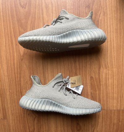 Yeezy Boost 350 V2 Granite