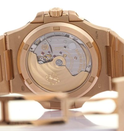 Patek Philippe Nautilus 5711 1r-001 18kt Pink Gold 12 2016 Patek Box Papers