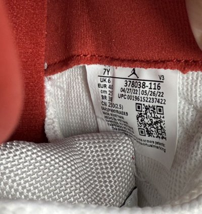 Air Jordan 11 Cherry Retro High Red White Sneakers 2022