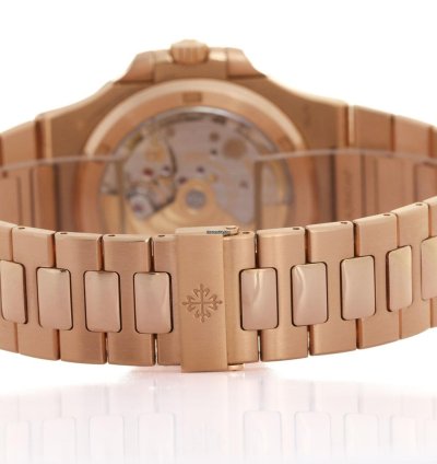 Patek Philippe Nautilus 5711 1r-001 18kt Pink Gold 12 2016 Patek Box Papers