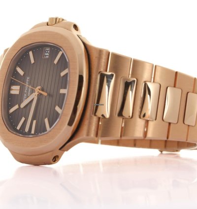 Patek Philippe Nautilus 5711 1r-001 18kt Pink Gold 12 2016 Patek Box Papers