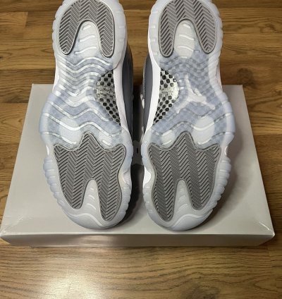 Air Jordan 11 Cool Grey