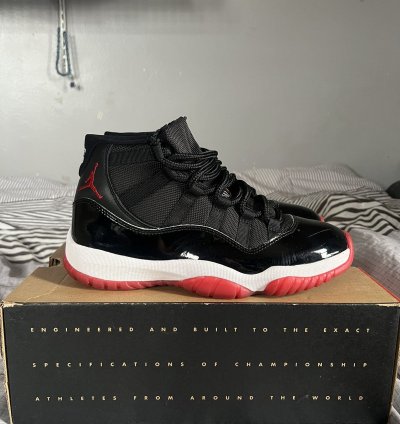 Air Jordan 11 Retro Bred