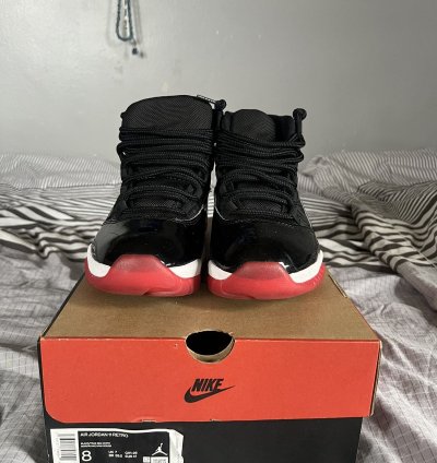 Air Jordan 11 Retro Bred