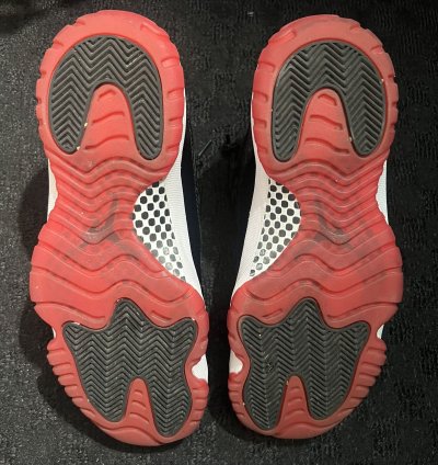Air Jordan 11 Retro Bred