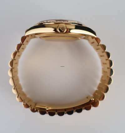 Rolex Day-date 40 40mm Diamond Bezel Yellow Gold Black Baguette Diamond Dial Presidential 228348