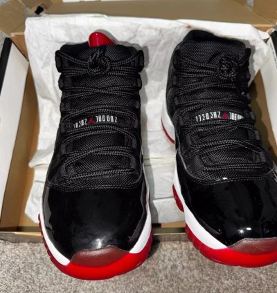 Air Jordan 11 Retro Bred 2012 378037-010 Size 9 5
