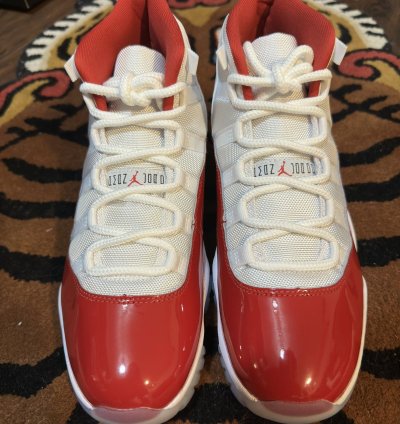 Air Jordan 11 Retro Cherry