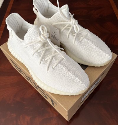 Yeezy Boost 350 V2 Triple White