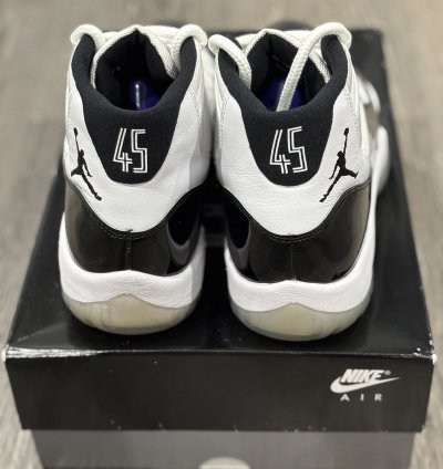 Air Jordan 11 Retro Concord 2018
