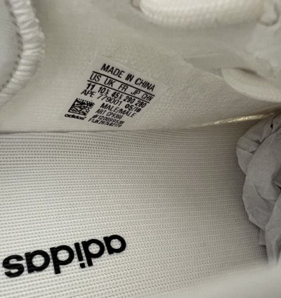 Yeezy Boost 350 V2 Triple White