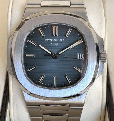 Patek Philippe Nautilus 5711 Black Blue Dial Full Set 2007
