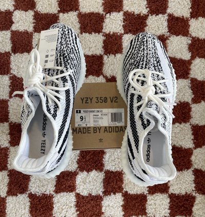 Yeezy Boost 350 V2 Zebra 2017