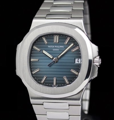 Patek Philippe Nautilus 5711 Full Set 2011