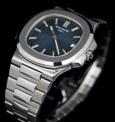 Patek Philippe Nautilus 5711 Full Set 2011