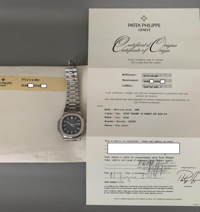Patek Philippe Nautilus 5711 Last Series Of Transition Geneva Seal Punch Full Set Top Condition 2009