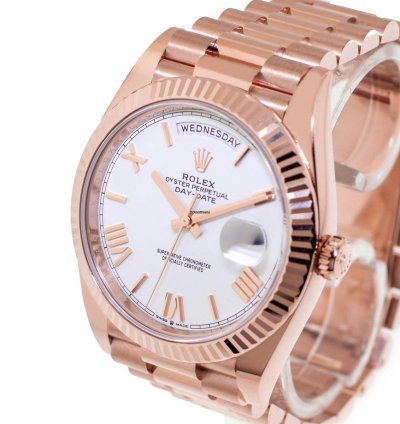 Rolex Day-date 40 40mm Everose Gold White Roman Dial Fluted Bezel 228235