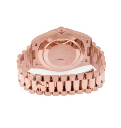 Rolex Day-date 40 40mm Everose Gold White Roman Dial Fluted Bezel 228235