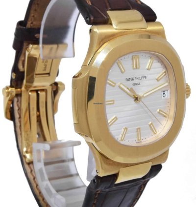 Patek Philippe Nautilus 5711 Nautilus 18k Yellow Gold Watch Box Archival Document 5711j