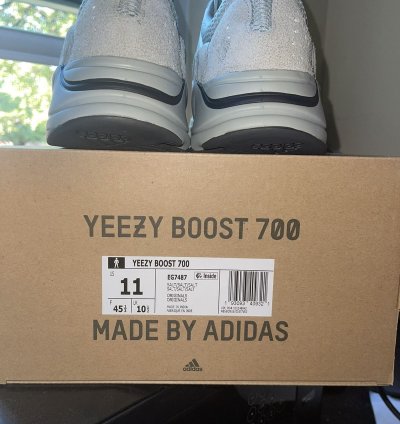 Yeezy Boost 700 Salt