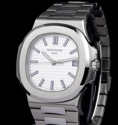 Patek Philippe Nautilus 5711 White Dial Full Set 2017