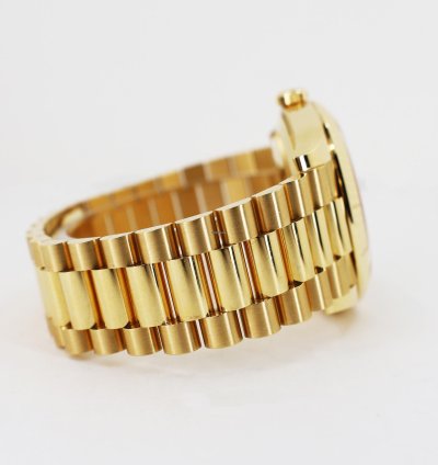 Rolex Day-date 40 40mm Fluted Bezel Yellow Gold Silver Roman Dial Presidential Band 228238
