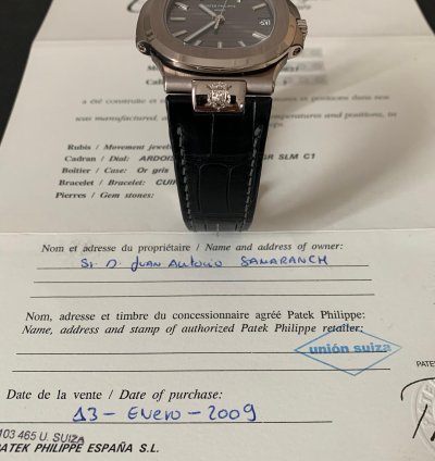 Patek Philippe Nautilus 5711g With Coat Of Arms Of Spain Royal Family Full Set 2009