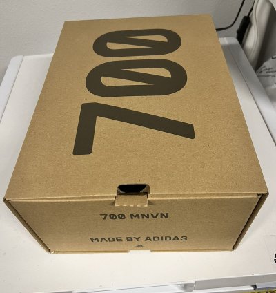Yeezy Boost 700 V2vanta