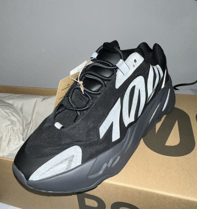 Yeezy Boost 700 V2vanta
