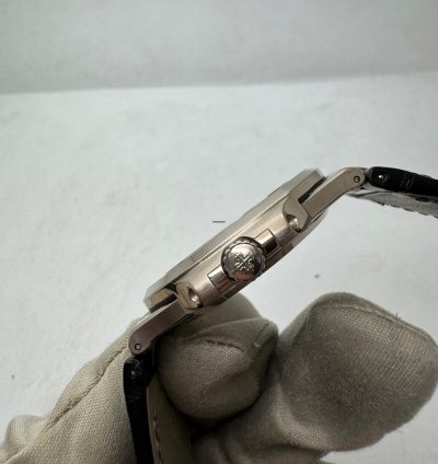 Patek Philippe Nautilus 5711g-001
