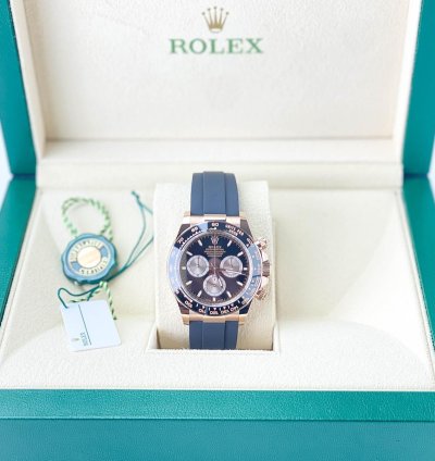 Rolex Daytona Cosmograph Daytona 40mm Everose Oysterflex Black Sundust