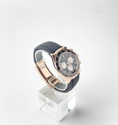 Rolex Daytona Cosmograph Daytona 40mm Everose Oysterflex Black Sundust