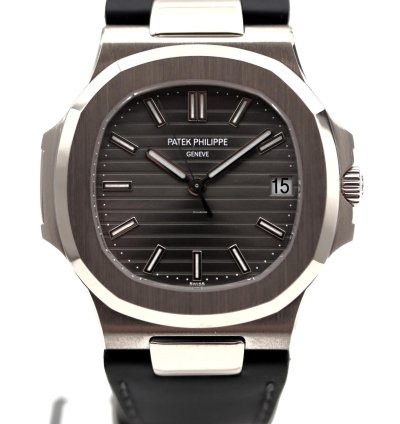 Patek Philippe Nautilus 5711g-001 White Gold Full Set 2008