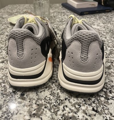 Yeezy Boost 700 Wave Runner 2017