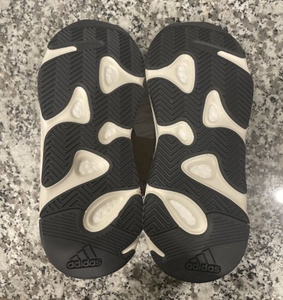 Yeezy Boost 700 Wave Runner 2017