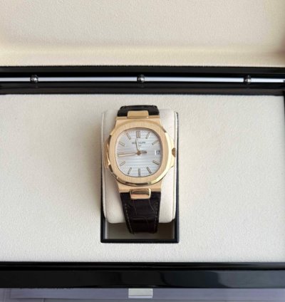 Patek Philippe Nautilus 5711j