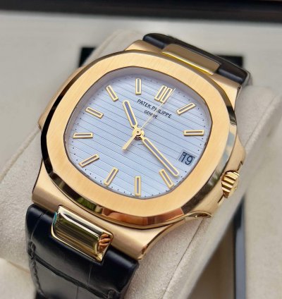Patek Philippe Nautilus 5711j Box Papers Original Reciept