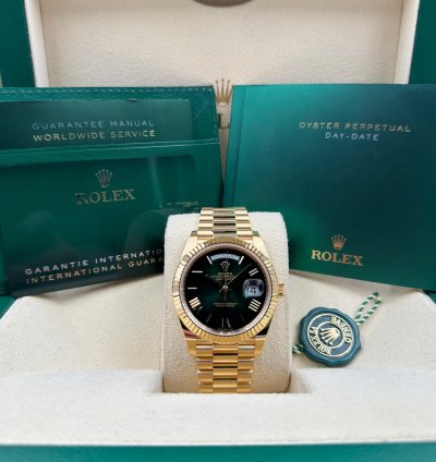 Rolex Day-date 40 40mm Green Ombre Dial Yellow Gold Bracelet 228238 Unworn 2025