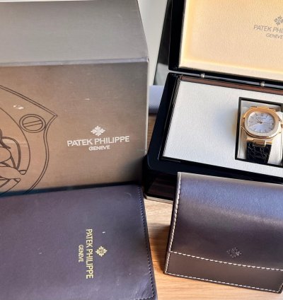 Patek Philippe Nautilus 5711j Box Papers Original Reciept