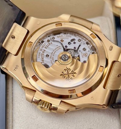 Patek Philippe Nautilus 5711j Box Papers Original Reciept