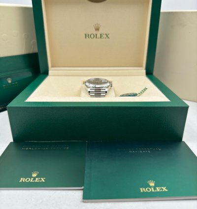 Rolex Day-date 40 40mm Green Roman Dial Platinum Bracelet 228236 Unworn 2024