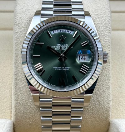 Rolex Day-date 40 40mm Green Roman Dial Platinum Bracelet 228236 Unworn 2024