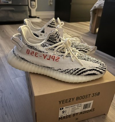 Yeezy V2 350 Boost Zebra