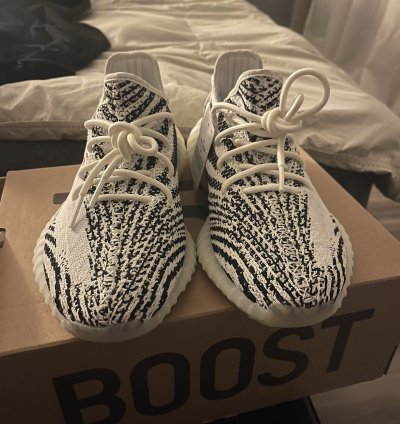 Yeezy V2 350 Boost Zebra