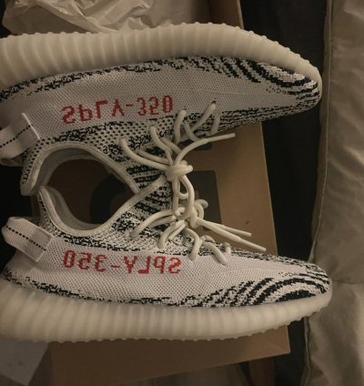 Yeezy V2 350 Boost Zebra