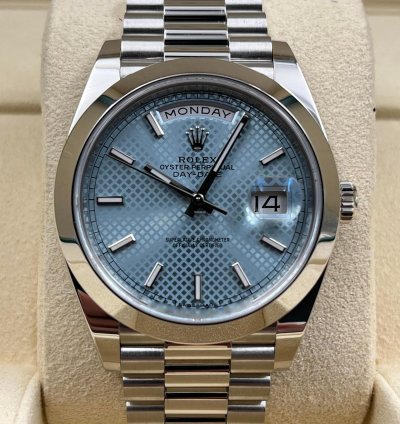 Rolex Day-date 40 40mm Ice Blue Motif Dial Platinum Bracelet 228206 Box Papers 2021