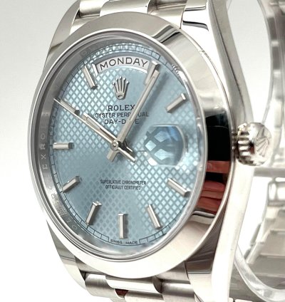 Rolex Day-date 40 40mm Ice Blue Motif Dial Platinum Bracelet 228206 Box Papers 2021